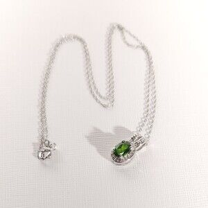 Chrome Diopside 0.8 Carat Pendant Necklace Sterling Silver